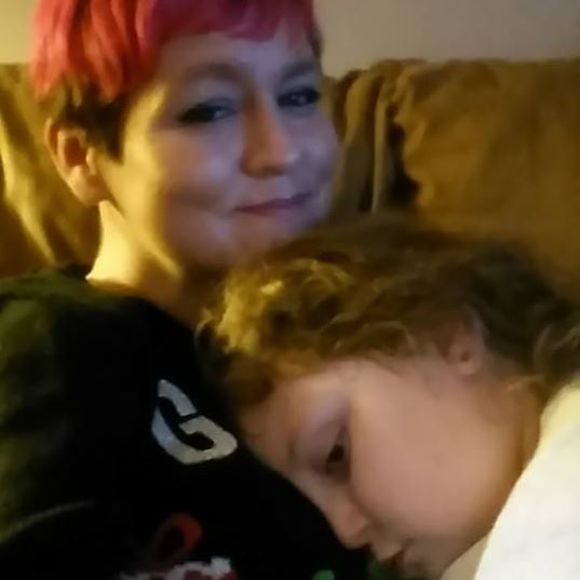 Meet your Posher, Amber - Picture 1 of 1